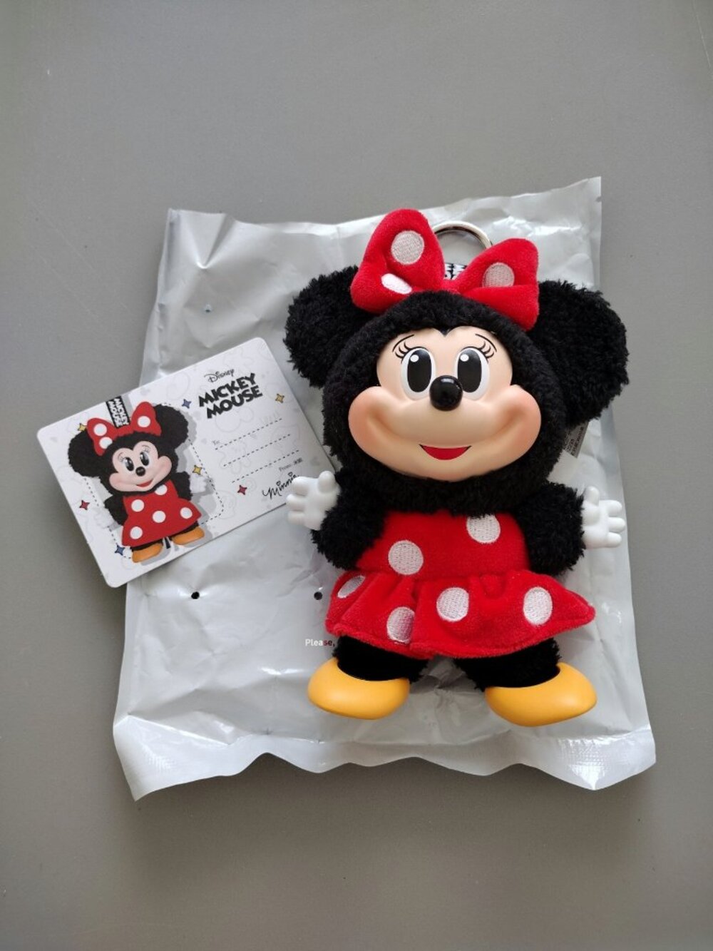 Mickey Family Cute Together Minnie Mouse keychain | PopMart Disney